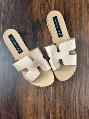 Steve Madden Metallic Rose Gold Slide Sandals